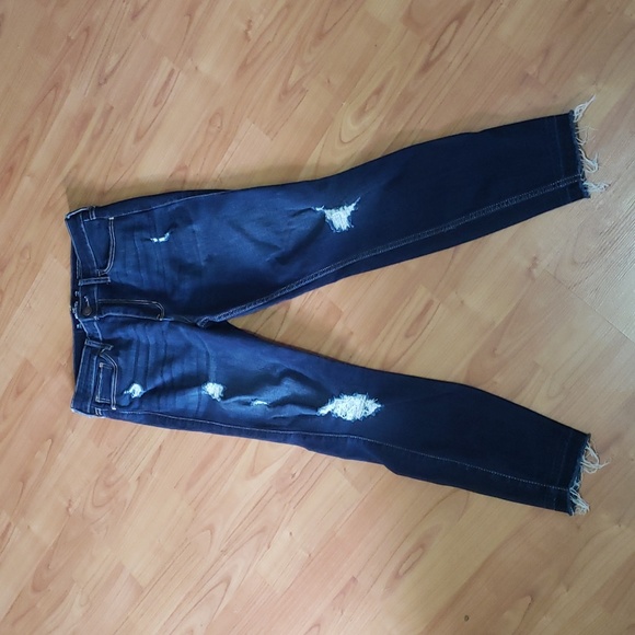 Hollister Denim - Hollister High-Rise Crop Super Skinny Distressed Jeans 28